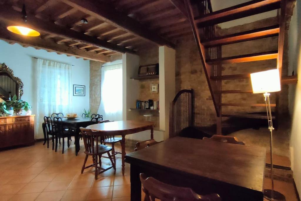 Casale San Teodoro - Mondaino Rn Villa ภายนอก รูปภาพ